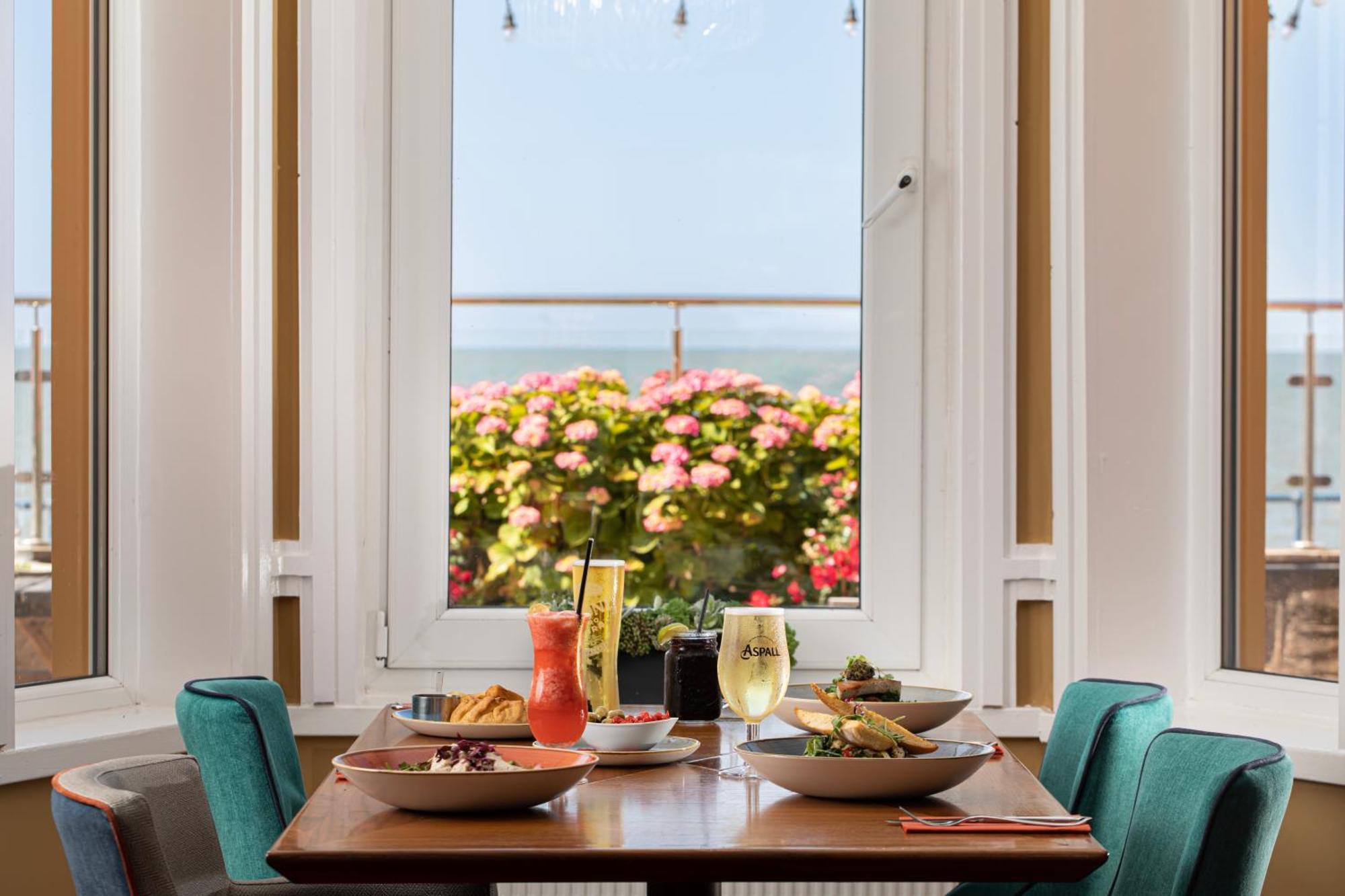 The Beaches Hotel And Spa Prestatyn Bagian luar foto