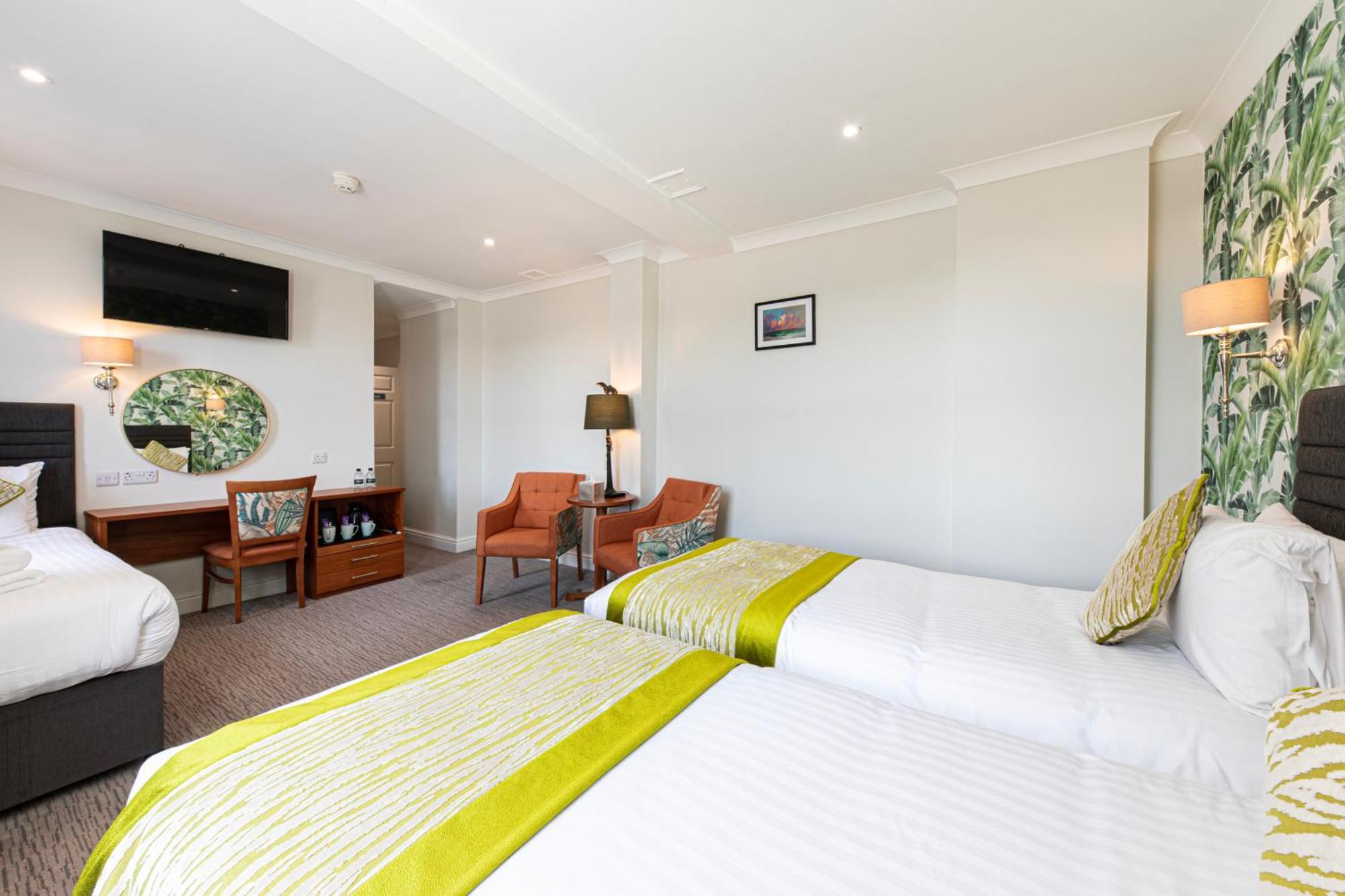 The Beaches Hotel And Spa Prestatyn Bagian luar foto