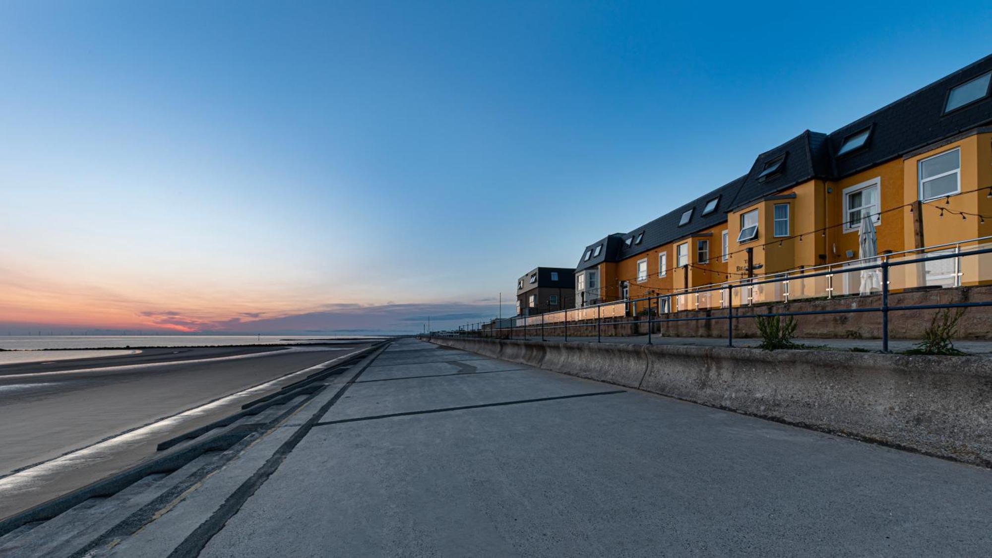 The Beaches Hotel And Spa Prestatyn Bagian luar foto