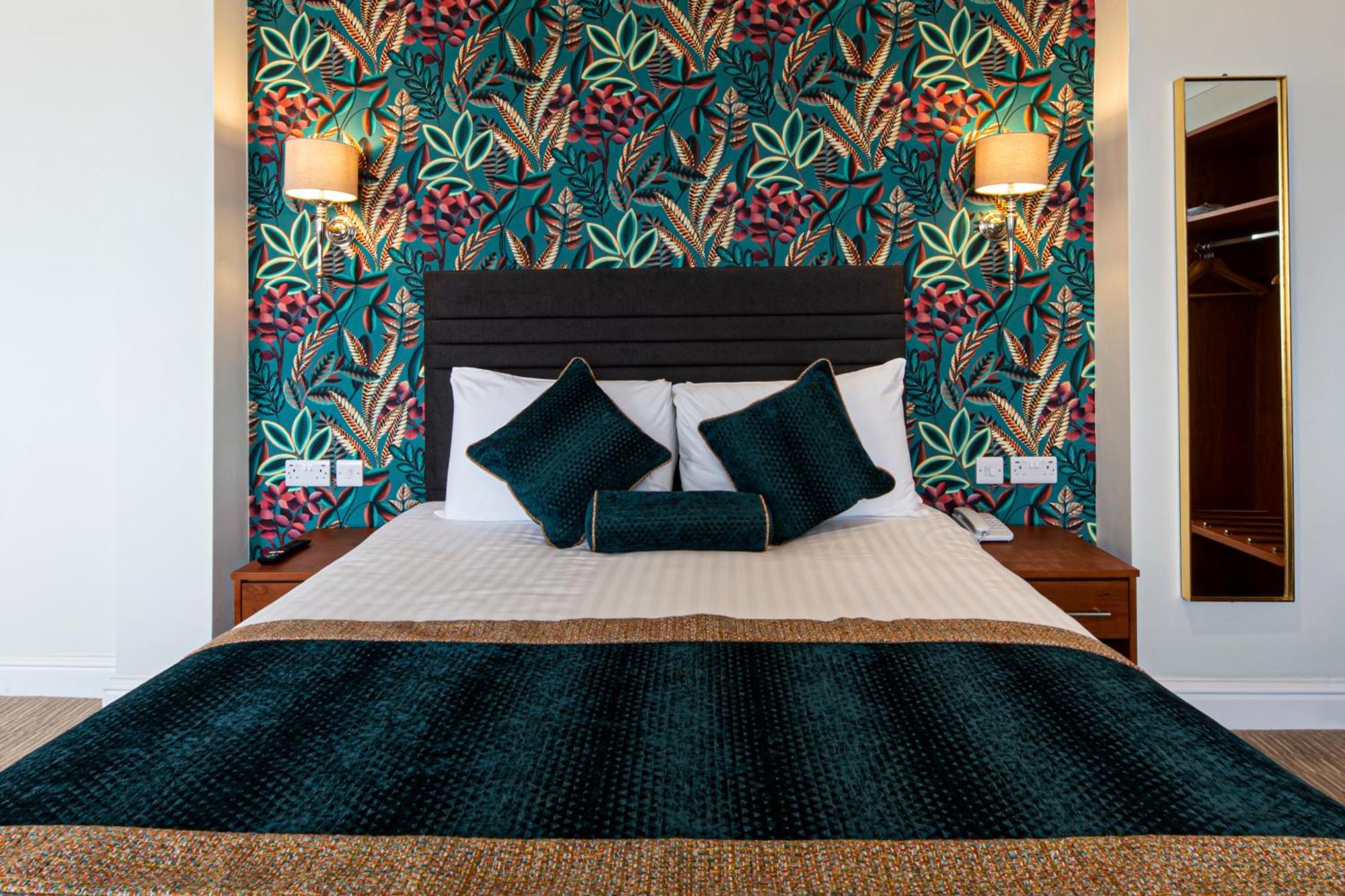 The Beaches Hotel And Spa Prestatyn Bagian luar foto